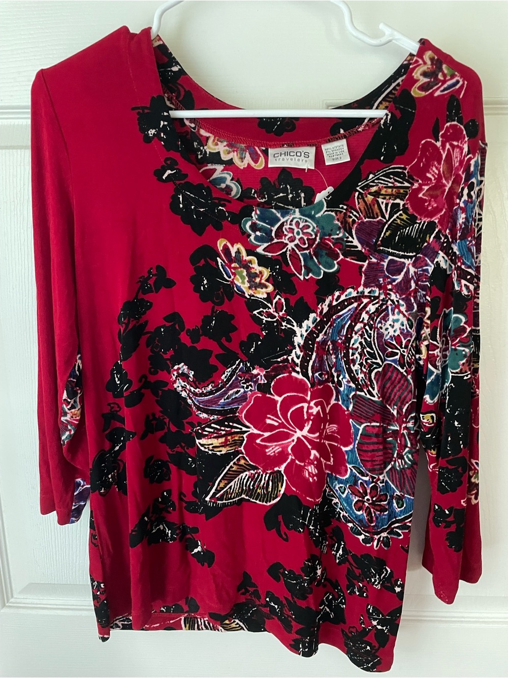 Chico’s Travelers Size 3 (XL / 16–18) Red Floral 3/4 Sleeve Slinky Top 🌺